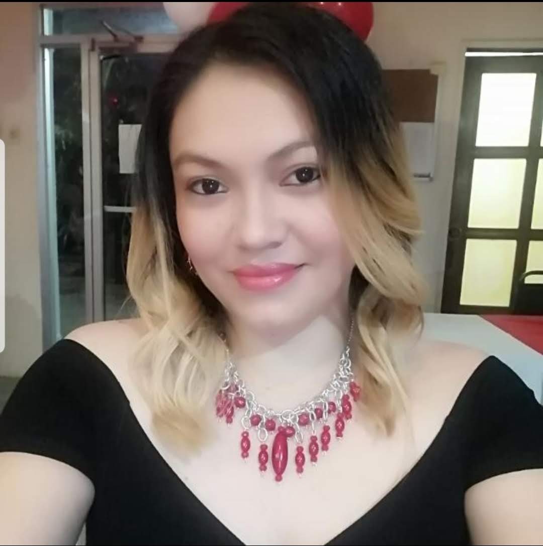 Asesora profesional Cindy Castro